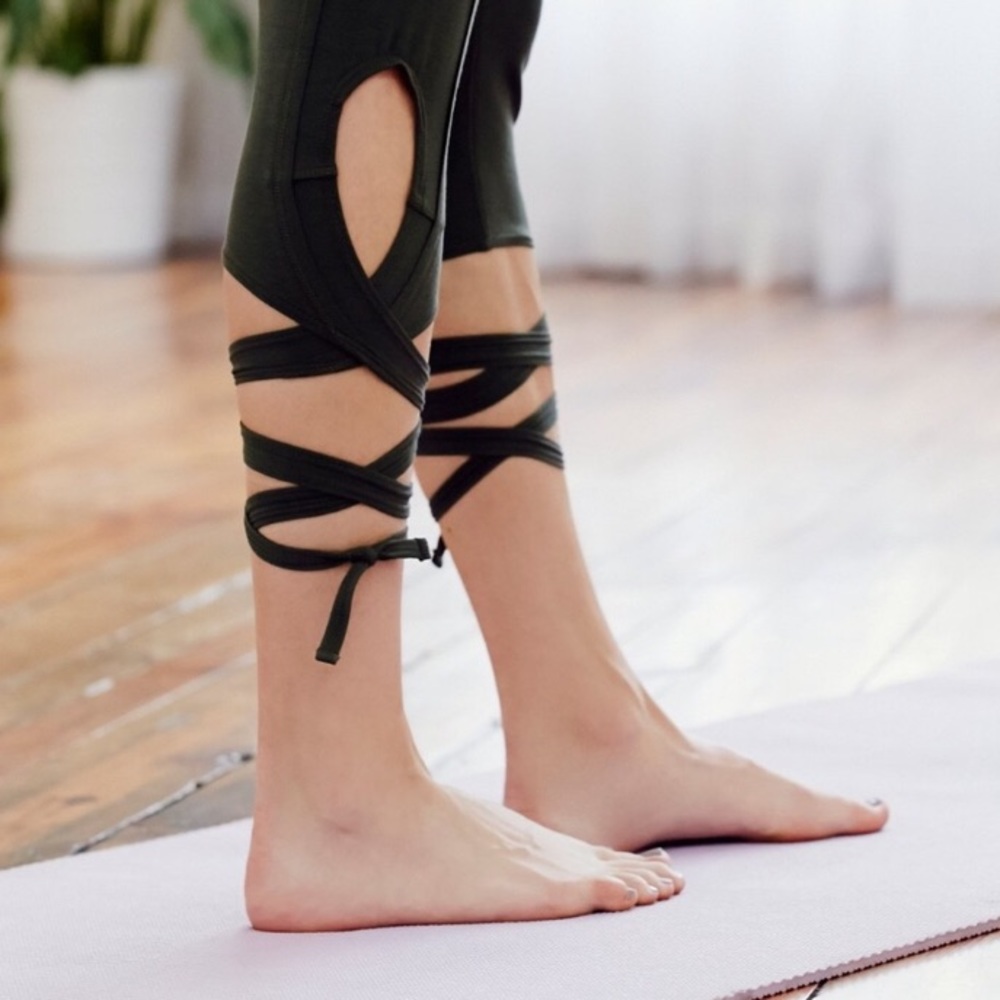 Free People Movement Bow Tie Leggings